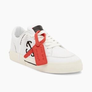 Off-White Low Vulcanized Canvas Sneakers Size 38